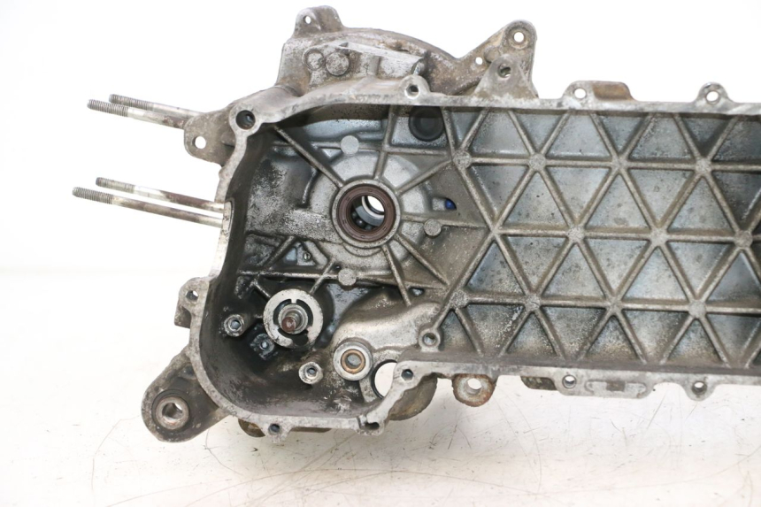 photo de CARTER BAS MOTEUR PIAGGIO TYPHOON 50 (2000 - 2009) - Pièce contrôlée