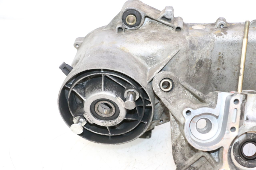 photo de CARTER BAS MOTEUR PIAGGIO TYPHOON 50 (2000 - 2009) - Zoom qualité