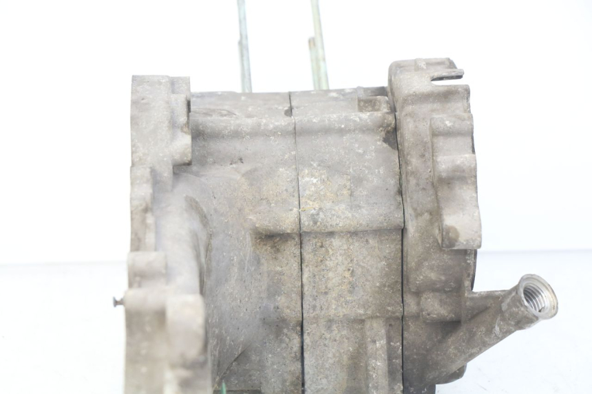 photo de CARTER BAS MOTEUR PEUGEOT V-CLIC VCLIC 50 (2007 - 2013) - Zoom composants