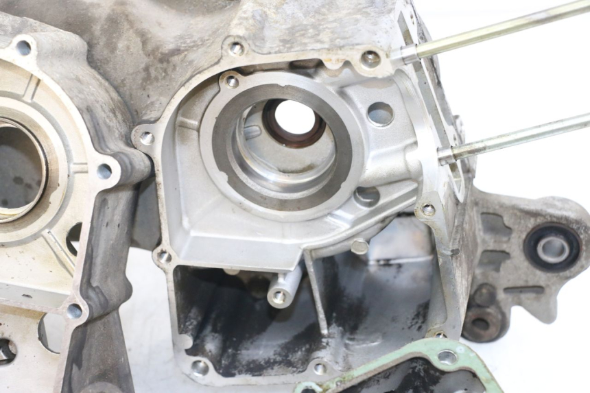 photo de CARTER BAS MOTEUR PEUGEOT V-CLIC VCLIC 50 (2007 - 2013) - Zoom qualité