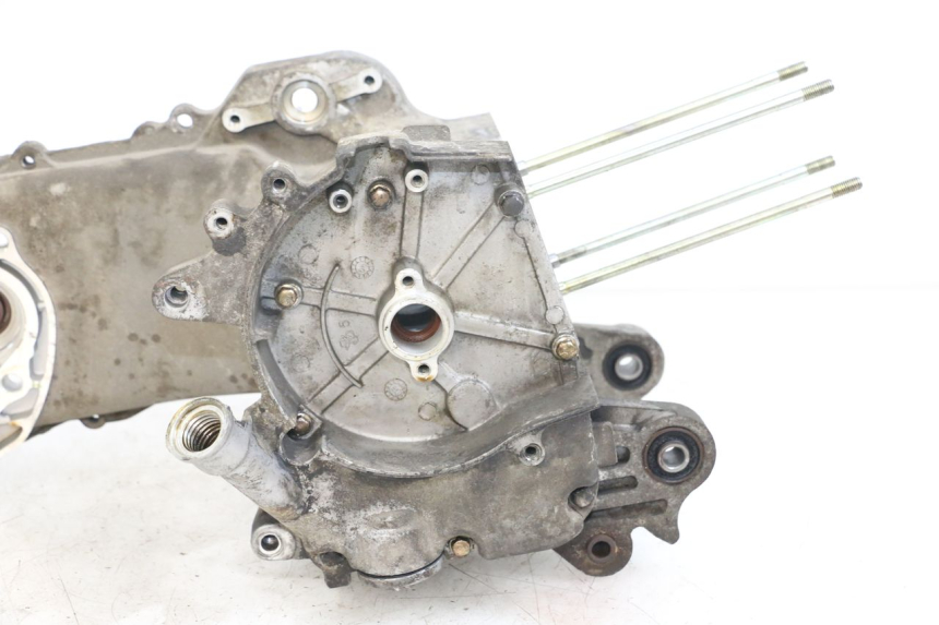 photo de CARTER BAS MOTEUR PEUGEOT V-CLIC VCLIC 50 (2007 - 2013) - Vue d’ensemble