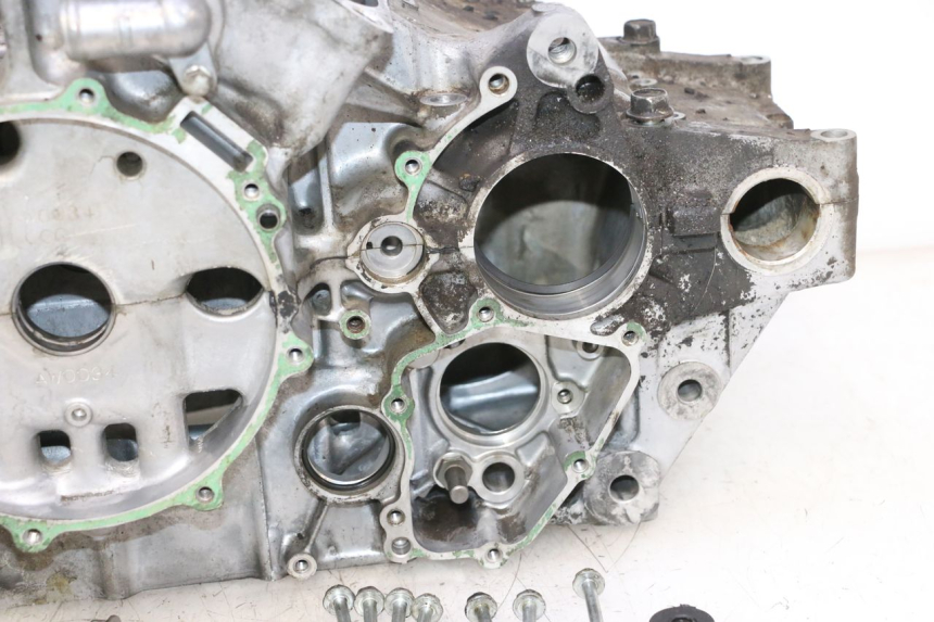photo de CARTER BAS MOTEUR HONDA VFR FI RC46 800 (1998 - 2001) - Vue rapprochée