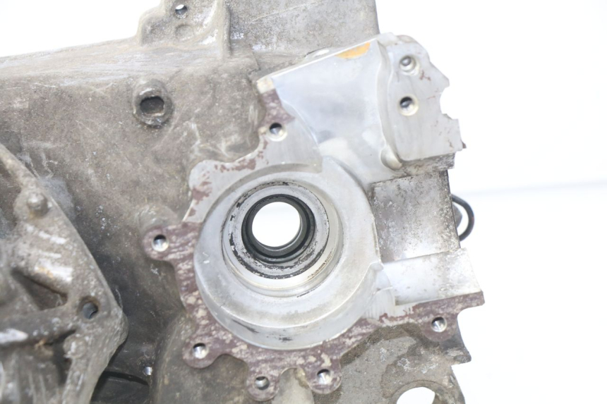 photo de CARTER BAS MOTEUR PEUGEOT VIVACITY NEW 2T 50 (2008 - 2017) - Inspection visuelle