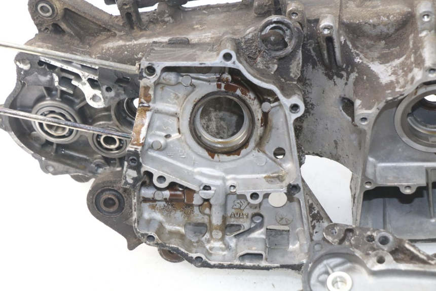 photo de CARTER BAS MOTEUR PEUGEOT VIVACITY NEW 4T 50 (2008 - 2017) - Zoom composants