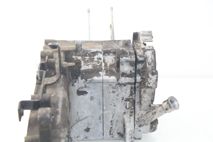 photo de CARTER BAS MOTEUR PEUGEOT VIVACITY NEW 4T 50 (2008 - 2017) - Vue d’ensemble