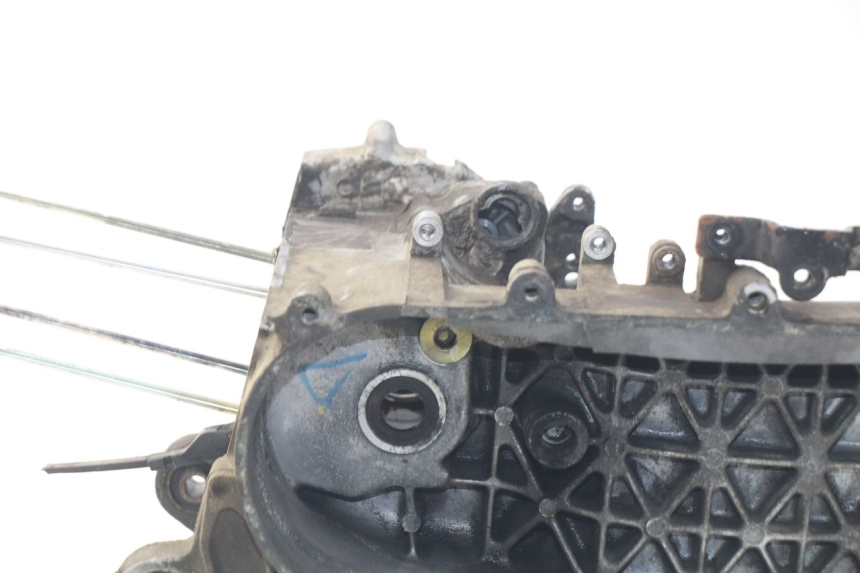 photo de CARTER BAS MOTEUR PEUGEOT VIVACITY NEW 4T 50 (2008 - 2017) - Pièce contrôlée