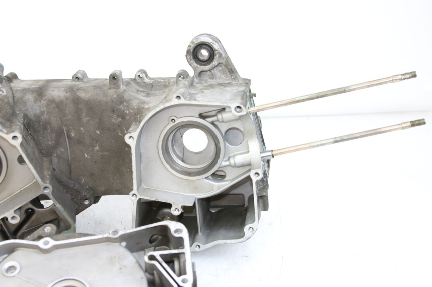 photo de CARTER BAS MOTEUR PEUGEOT VIVACITY 125 (2010 - 2017) - Zoom composants