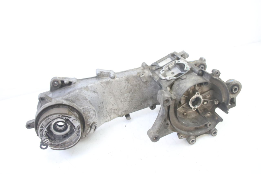 photo de CARTER BAS MOTEUR PEUGEOT VIVACITY 50 (2004 - 2009) - Autre angle de vue