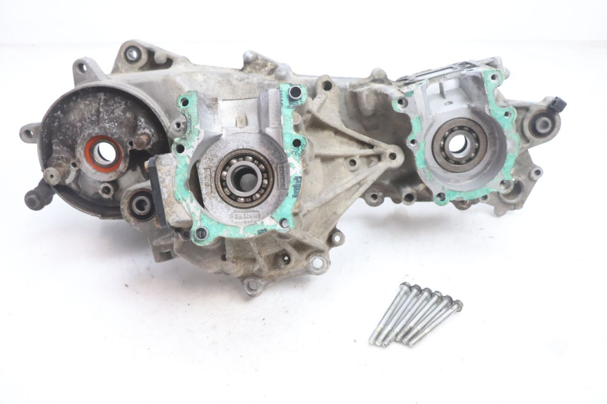 photo de CARTER BAS MOTEUR PEUGEOT VIVACITY 50 (2004 - 2009) - Zoom composants