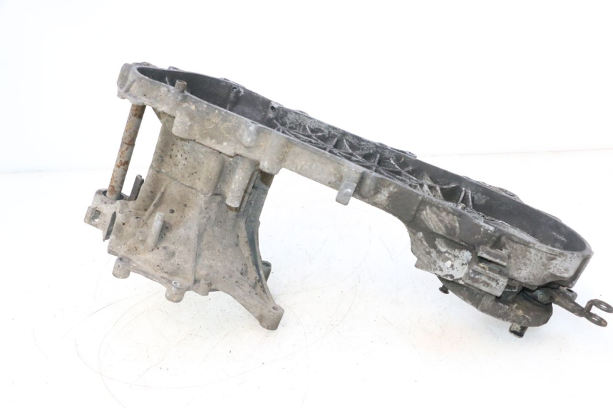 photo de CARTER BAS MOTEUR PEUGEOT VIVACITY 50 (1998 - 2003) - Autre angle de vue