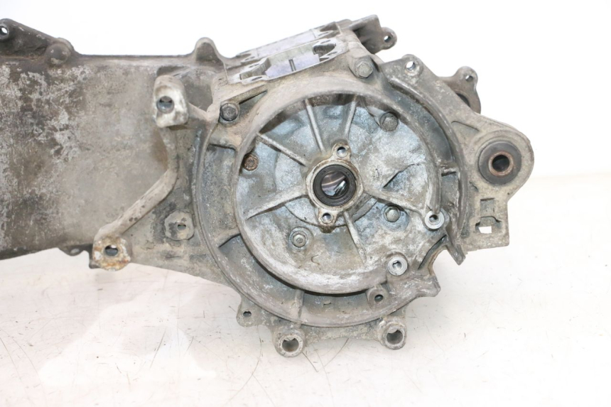photo de CARTER BAS MOTEUR PEUGEOT VIVACITY 50 (1998 - 2003) - Marquages et références