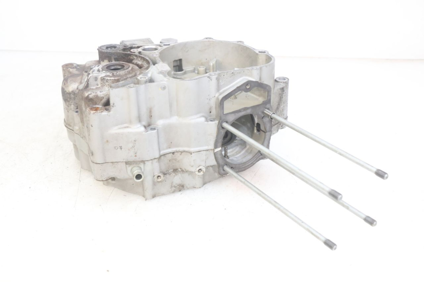 photo de CARTER BAS MOTEUR DAELIM VJ ROADWIN FI 125 (2008 - 2017) - Autre angle de vue