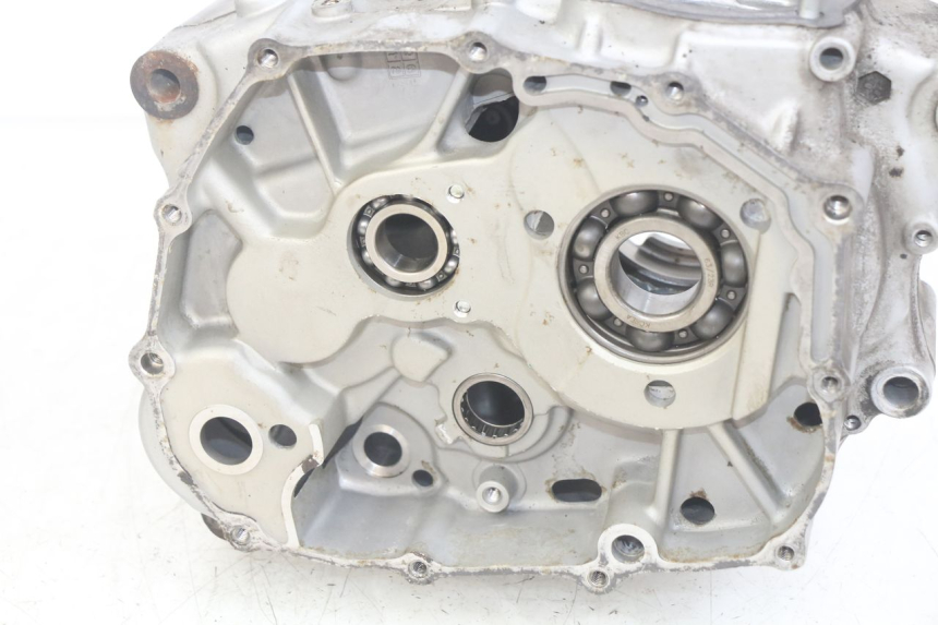 photo de CARTER BAS MOTEUR DAELIM VJ ROADWIN FI 125 (2008 - 2017) - Marquages et références