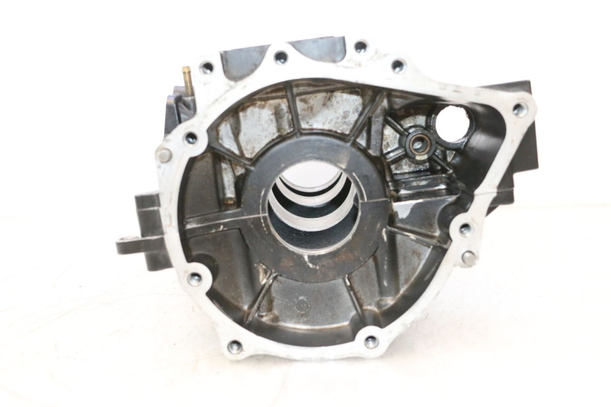 photo de CARTER BAS MOTEUR YAMAHA WAVE RUNNER GP R 1200 (2000 - 2003) - Photo complémentaire