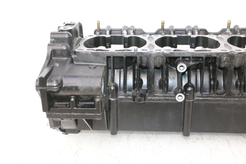 photo de CARTER BAS MOTEUR YAMAHA WAVE RUNNER GP R 1200 (2000 - 2003) - Focus structure