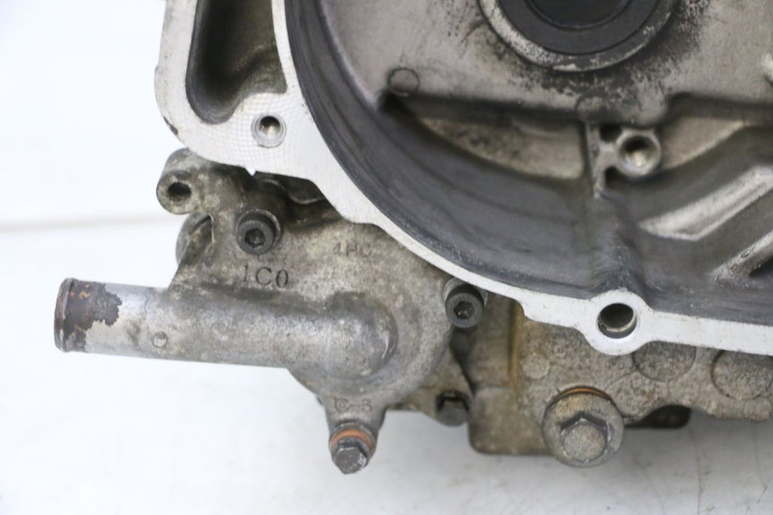 photo de CARTER BAS MOTEUR YAMAHA X-MAX XMAX 250 (2006 - 2009) - Zoom composants