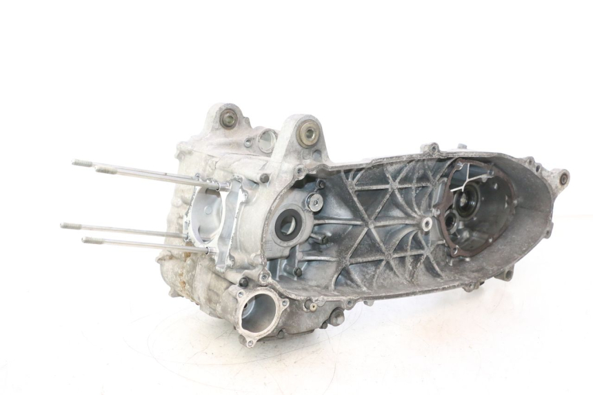 photo de CARTER BAS MOTEUR YAMAHA XMAX X-MAX 125 (2006 - 2009) - Vue principale
