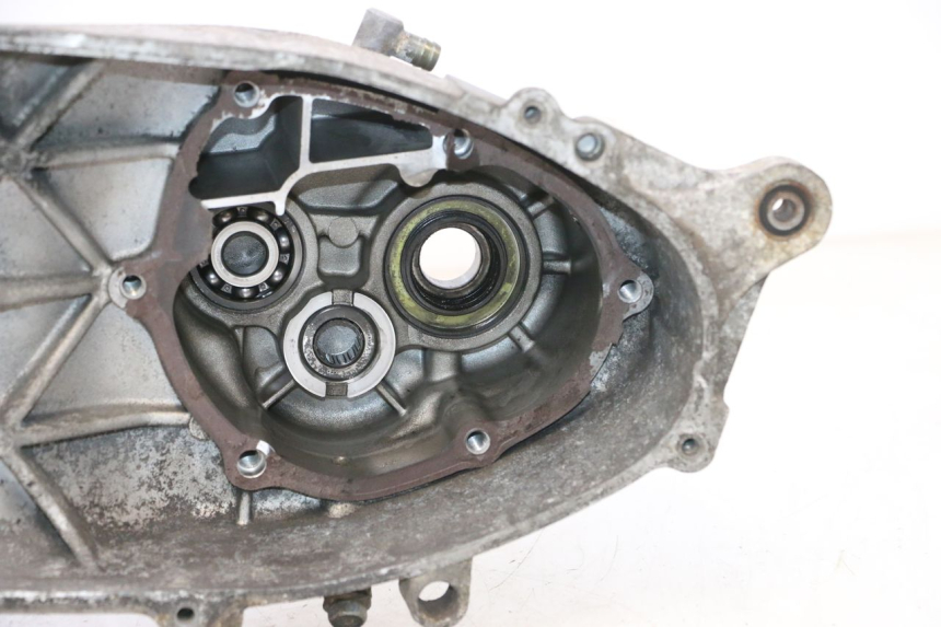 photo de CARTER BAS MOTEUR YAMAHA XMAX X-MAX 125 (2006 - 2009) - Zoom composants