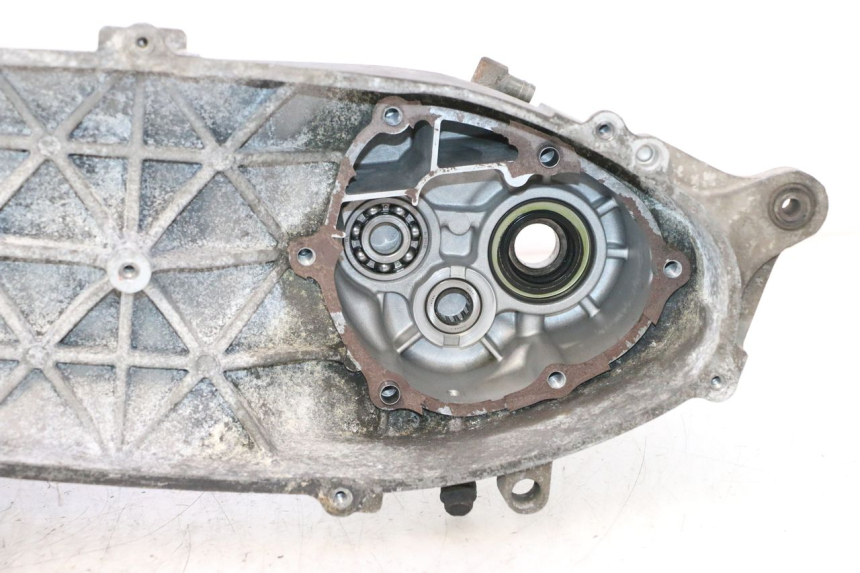 photo de CARTER BAS MOTEUR YAMAHA XMAX X-MAX 125 (2006 - 2009) - Détails caractéristiques