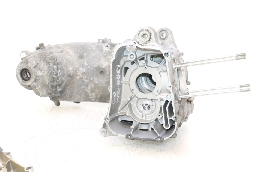 photo de CARTER BAS MOTEUR YAMAHA XMAX X-MAX 125 (2006 - 2009) - Détail de la pièce