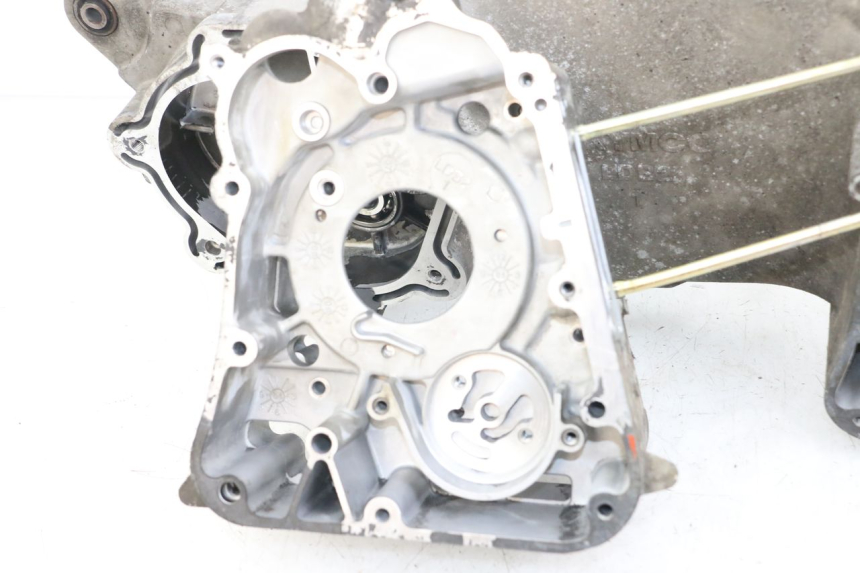 photo de Lower engine case KYMCO XCITING 250 (2006 - 2009) - Inspection visuelle