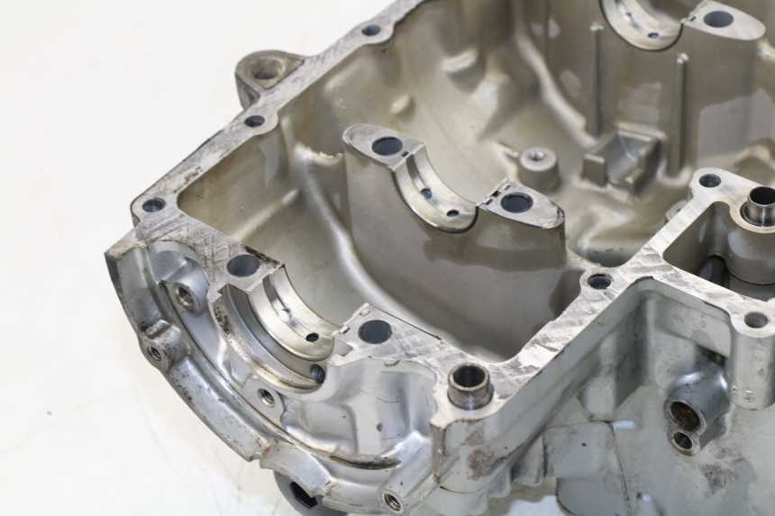 photo de CARTER BAS MOTEUR YAMAHA XJS DIVERSION 600 (1997 - 1999) - Détails caractéristiques