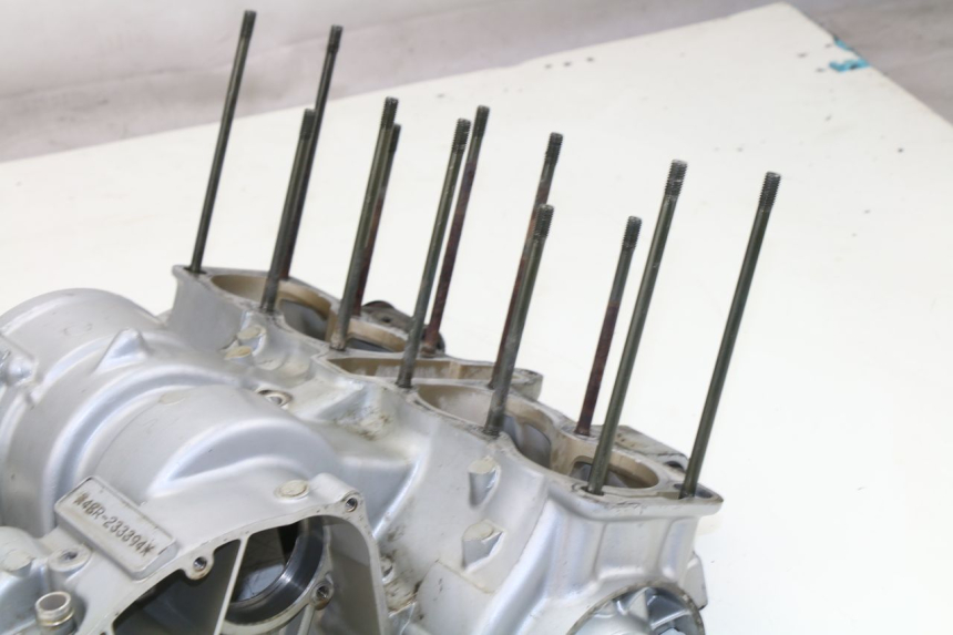 photo de CARTER BAS MOTEUR YAMAHA XJS DIVERSION 600 (1997 - 1999) - Aperçu profil