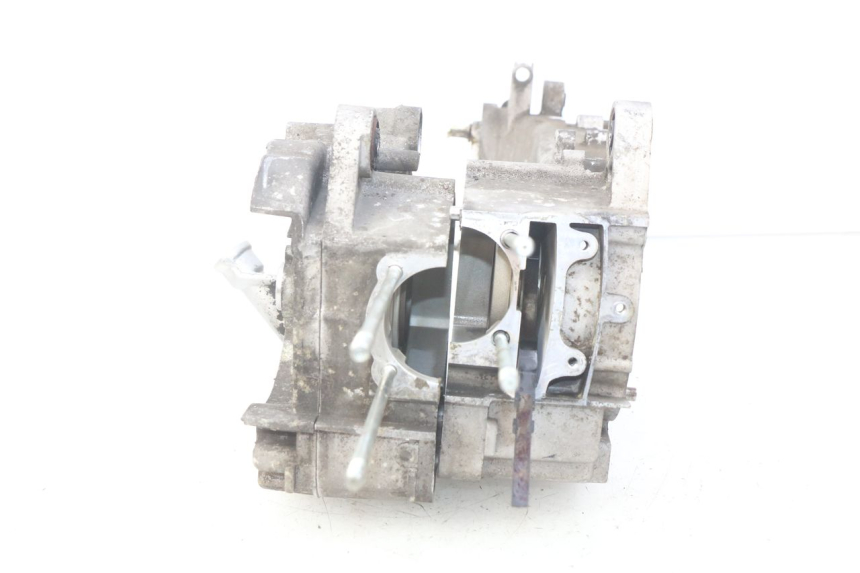 photo de CARTER BAS MOTEUR YAMASAKI YM T 125 (2015 - 2020) - Zoom état d’usage