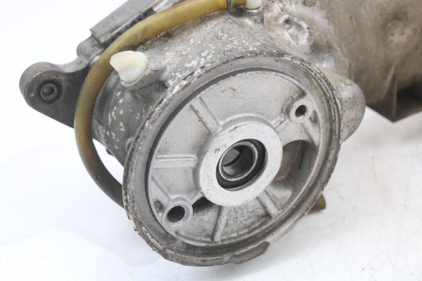 photo de CARTER BAS MOTEUR YAMAHA YP MAJESTY 125 (2002 - 2006) - Détails caractéristiques