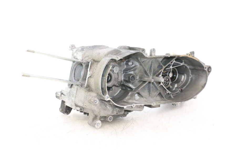 photo de CARTER BAS MOTEUR YAMAHA YP MAJESTY 125 (1998 - 2001) - Vue principale