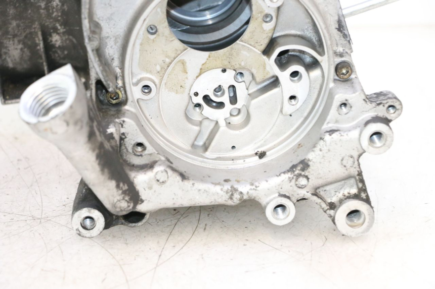 photo de CARTER BAS MOTEUR YAMAHA YP MAJESTY 125 (1998 - 2001) - Détails caractéristiques