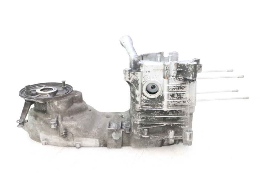 photo de CARTER BAS MOTEUR YAMAHA YP MAJESTY 125 (1998 - 2001) - Zoom état d’usage