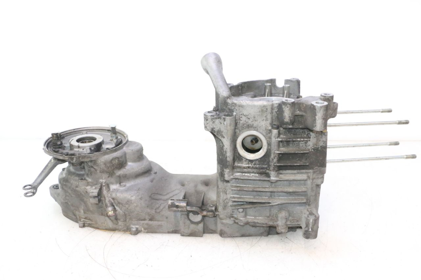 photo de CARTER BAS MOTEUR YAMAHA YP MAJESTY 125 (1998 - 2001) - Autre angle de vue