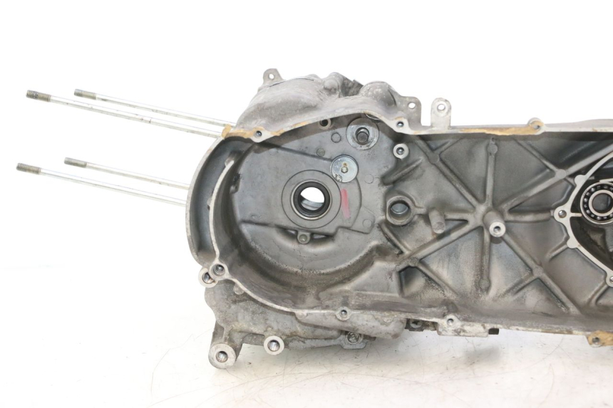photo de CARTER BAS MOTEUR YAMAHA YP MAJESTY 125 (1998 - 2001) - Points de fixation