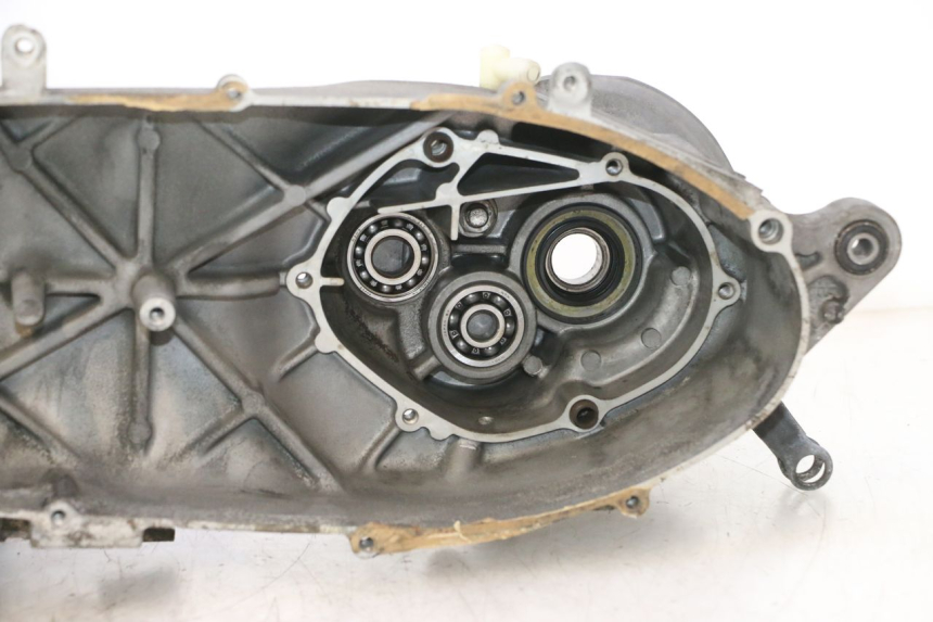photo de CARTER BAS MOTEUR YAMAHA YP MAJESTY 125 (1998 - 2001) - État de surface