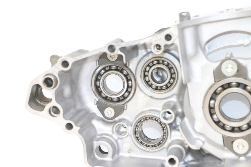 photo de CARTER BAS MOTEUR YAMAHA YZ-F YZF 250 (2014 - 2018) - Autre angle de vue