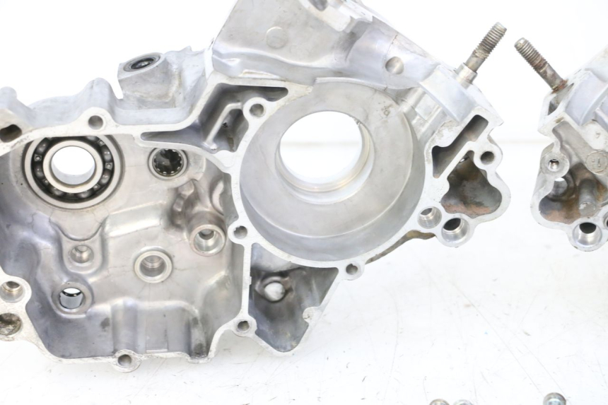 photo de CARTER BAS MOTEUR YAMAHA YZ 85 (2002 - 2018) - Détail de la pièce