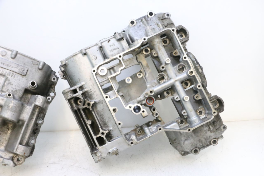 photo de CARTER BAS MOTEUR YAMAHA YZF R GENESIS 750 (1993 - 1998) - Inspection visuelle
