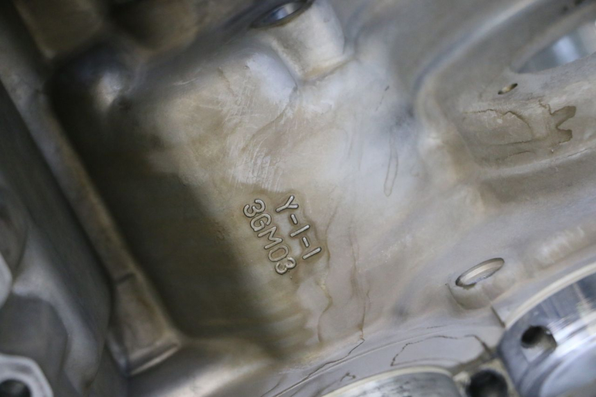 photo de CARTER BAS MOTEUR YAMAHA YZF R GENESIS 750 (1993 - 1998) - Aperçu profil