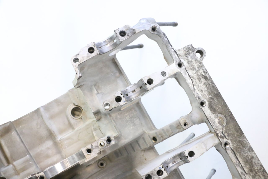 photo de CARTER BAS MOTEUR YAMAHA YZF R GENESIS 750 (1993 - 1998) - Détail de la pièce