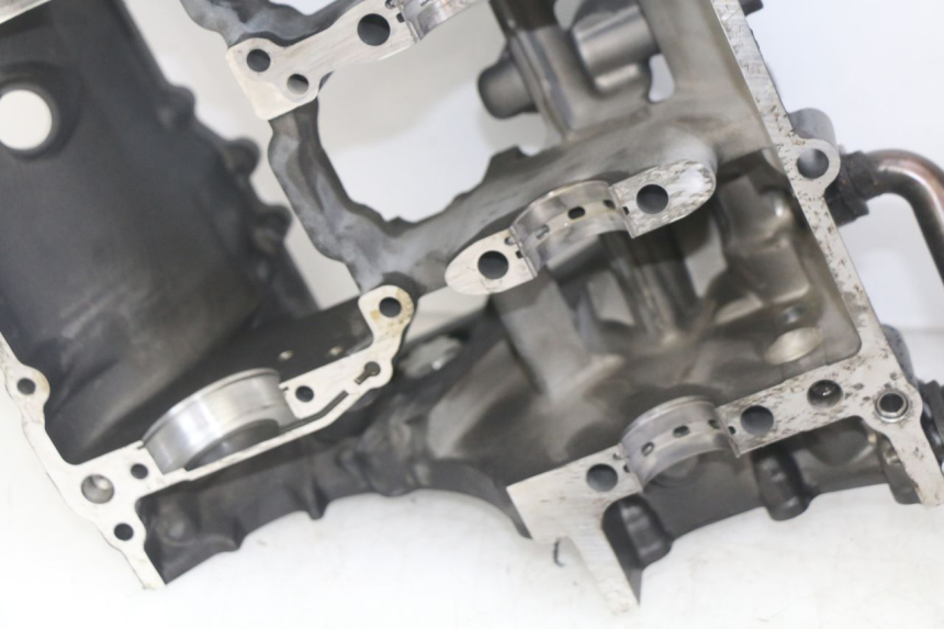 photo de CARTER BAS MOTEUR YAMAHA YZF R1 1000 (2007 - 2008) - Focus structure
