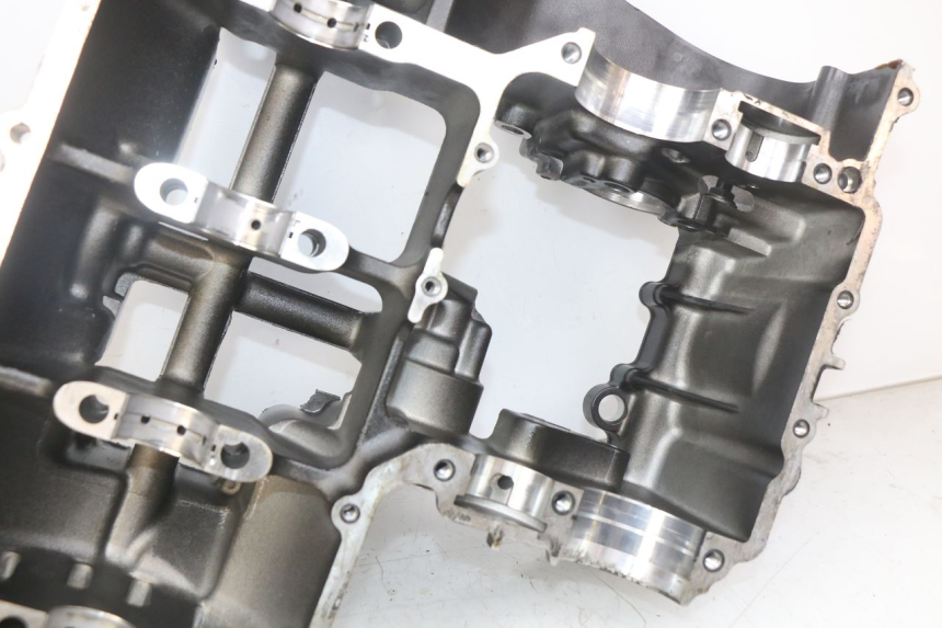 photo de CARTER BAS MOTEUR KAWASAKI Z 750 (2007 - 2013) - Zoom composants