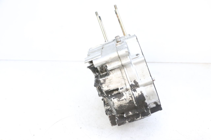 photo de CARTER BAS MOTEUR KYMCO ZING 125 (1997 - 2003) - Autre angle de vue