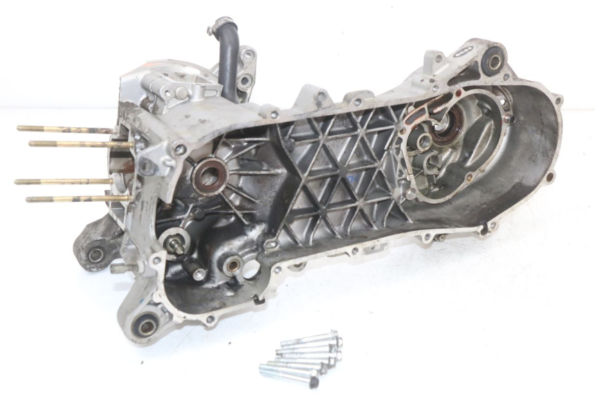 photo de CARTER BAS MOTEUR PIAGGIO ZIP 2T 50 (2009 - 2019) - Vue principale