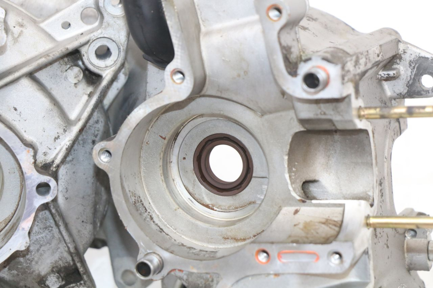 photo de CARTER BAS MOTEUR PIAGGIO ZIP 2T 50 (2009 - 2019) - Autre angle de vue