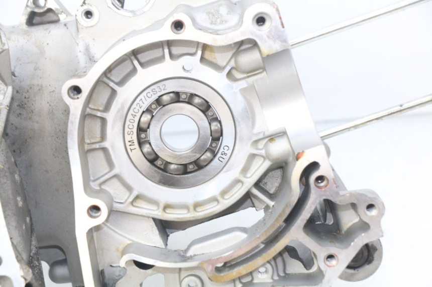 photo de CARTER BAS MOTEUR PIAGGIO ZIP 4T 50 (2018 - 2020) - Aperçu profil