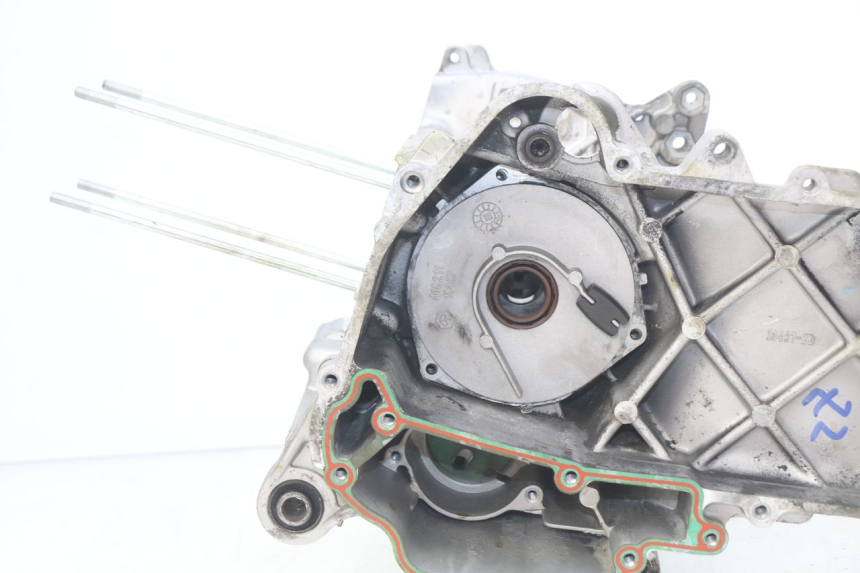 photo de CARTER BAS MOTEUR PIAGGIO ZIP 4T 50 (2018 - 2020) - Marquages et références