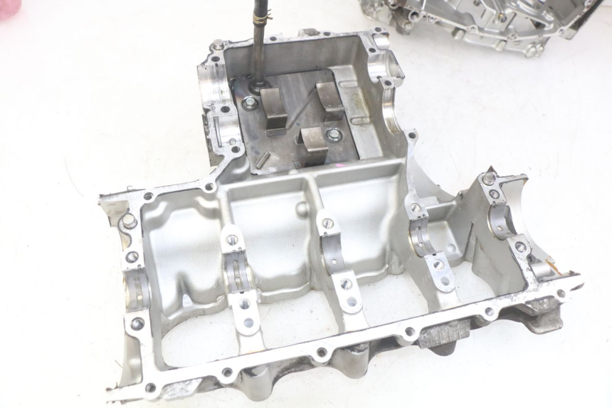 photo de CARTER BAS MOTEUR KAWASAKI ZX-6R ZX6R 600 (1995 - 1997) - Vue rapprochée