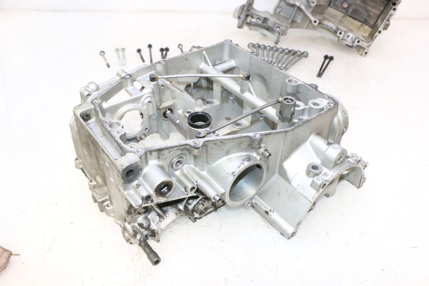 photo de CARTER BAS MOTEUR KAWASAKI ZX-6R ZX6R 600 (2000 - 2002) - Inspection visuelle