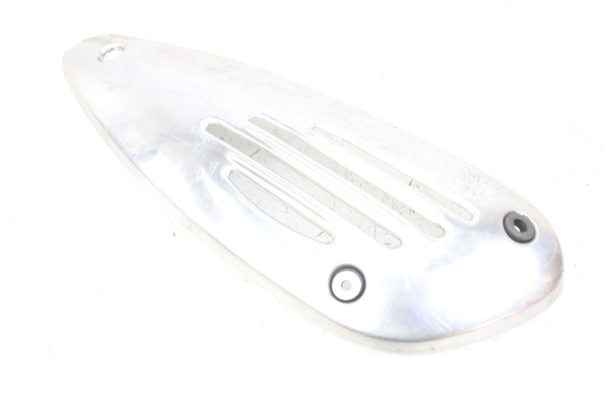 photo de CARTER ECHAPPEMENT PIAGGIO VESPA LX 2T 50 (2005 - 2013) - Gros plan technique